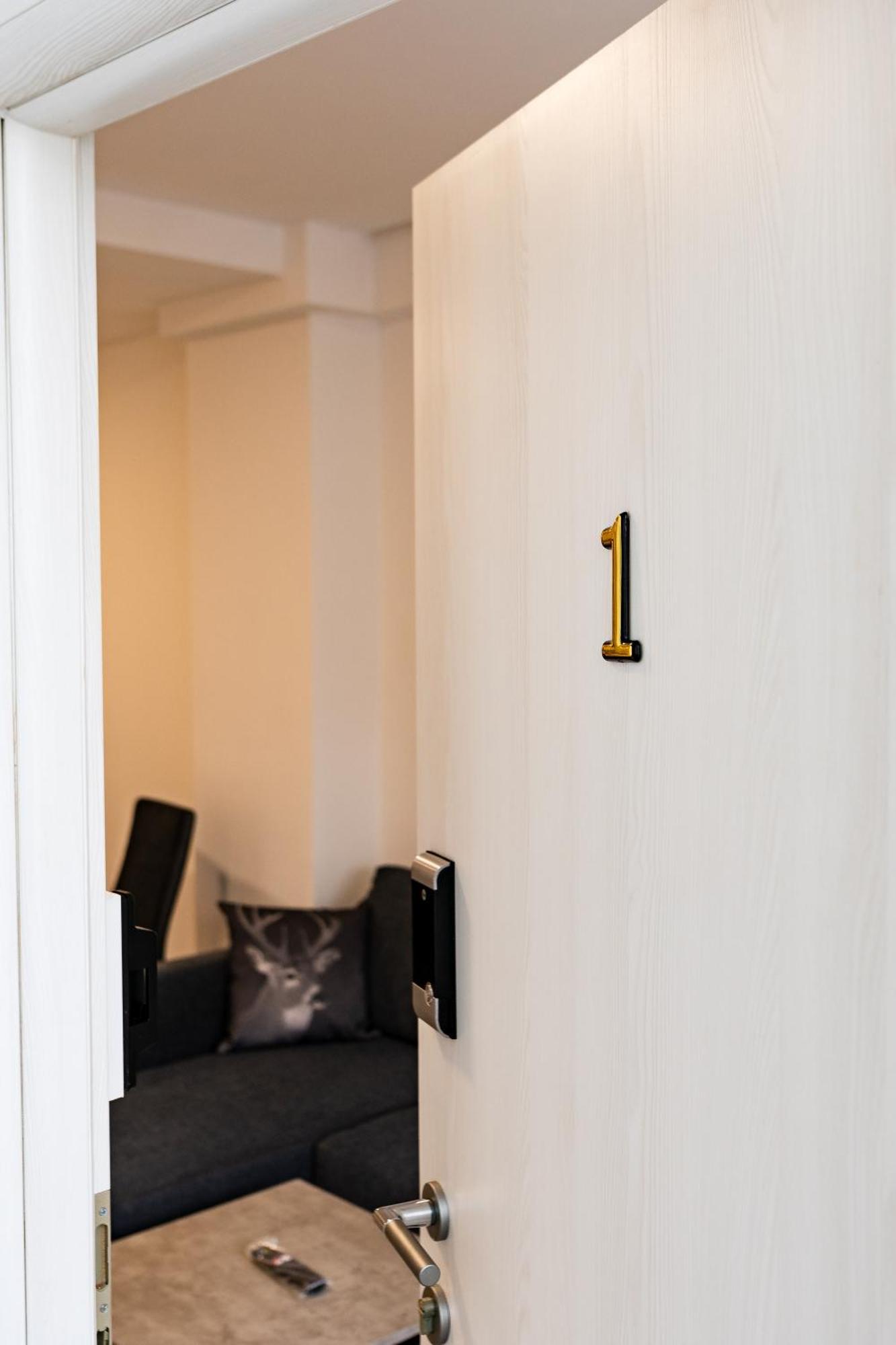 Apartmani Park Maksimir-Rebro Zagreb Quarto foto